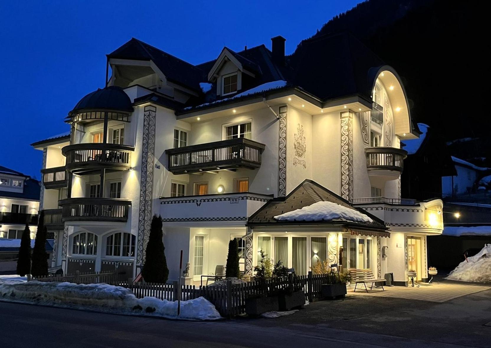 Hotel Garni Martina Ischgl Extérieur photo
