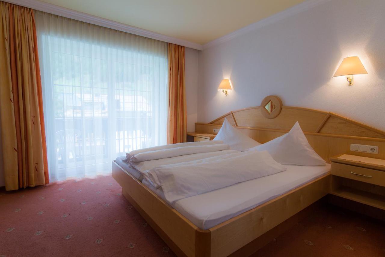 Hotel Garni Martina Ischgl Extérieur photo